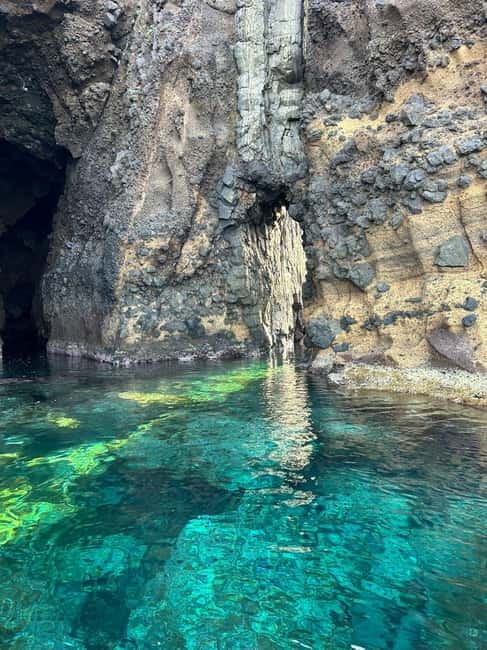Boat Tour: Island hopping by dinghy with cave visits and snorkeling - Real Travelers’ Insights