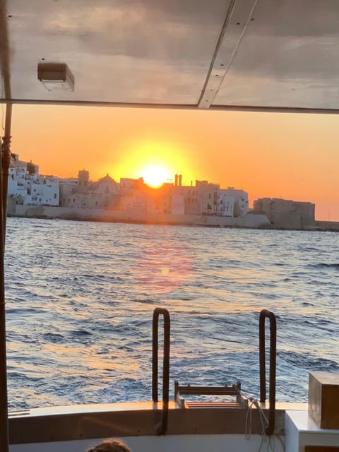 Boat Tour (Monopoli-Polignano) With Swimming Stop and Aperitif - Key Points