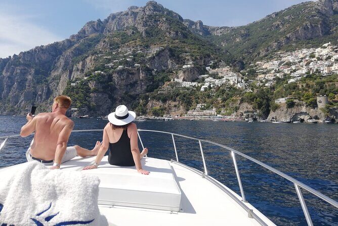 Boat Tour throughout the Amalfi Coast Amalfi and Positano - An In-depth Look at the Amalfi Coast Boat Tour