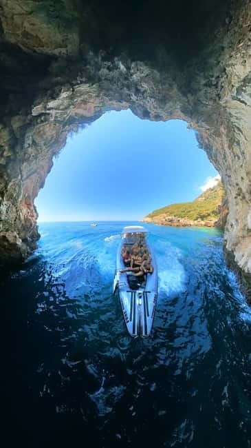 Boat Tour to Himara, Explore Albanian Riviera & Caves - What to Expect on the Himara Boat Tour
