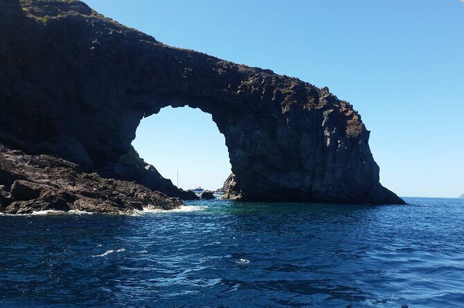 Boat Tour to Lipari and Salina DA Lipari - An In-Depth Look at the Boat Tour Experience