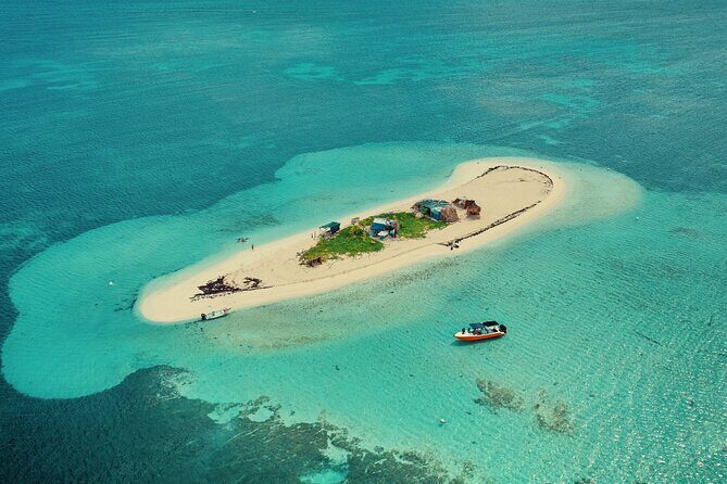 Boat Tour with Lunch in the Water in Guadeloupe Lagoon - The Social and Cultural Vibe