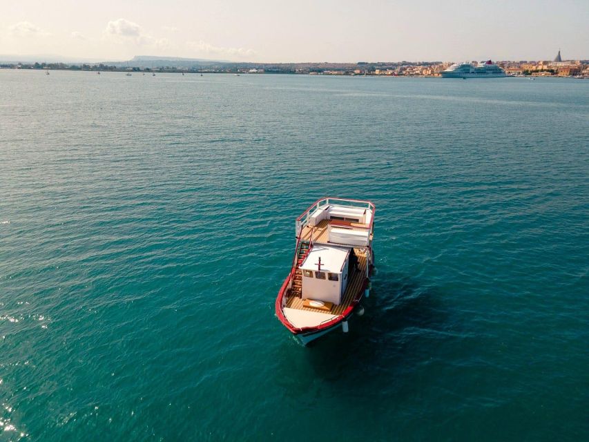 Boat Tour With Typical Lunch and Snorkelling in Siracusa - Tour Itinerary and Sightseeing