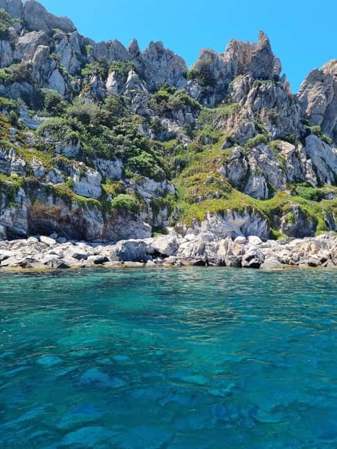 Boat trip around Porquerolles and Giens - The Sum Up  