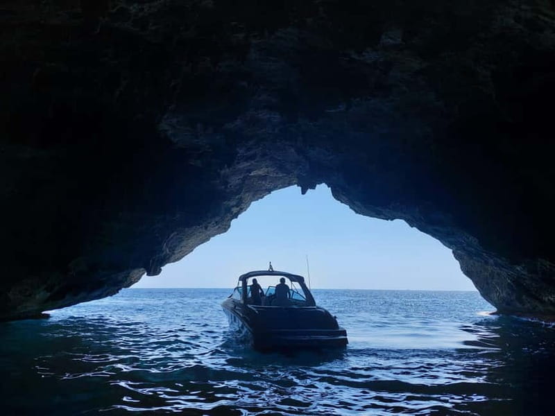 Boat trip from Portocolom to the Cala Varques Natural Area - FAQs