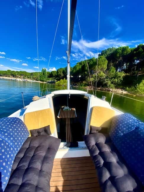 Boat trip  on the San Juan reservoir, Madrid - What to Expect During Your Trip
