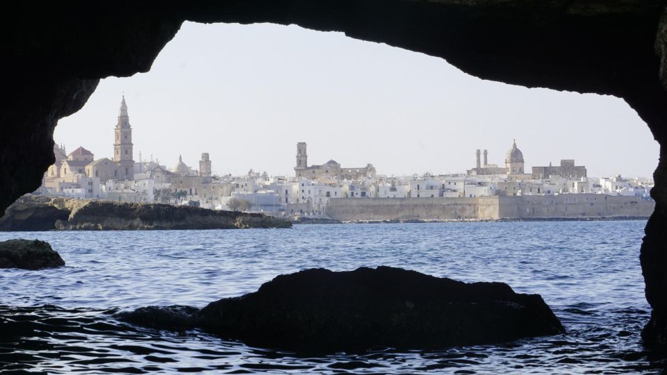Boat Trip to Santo Stefano Abbey (South of Monopoli) - Key Points
