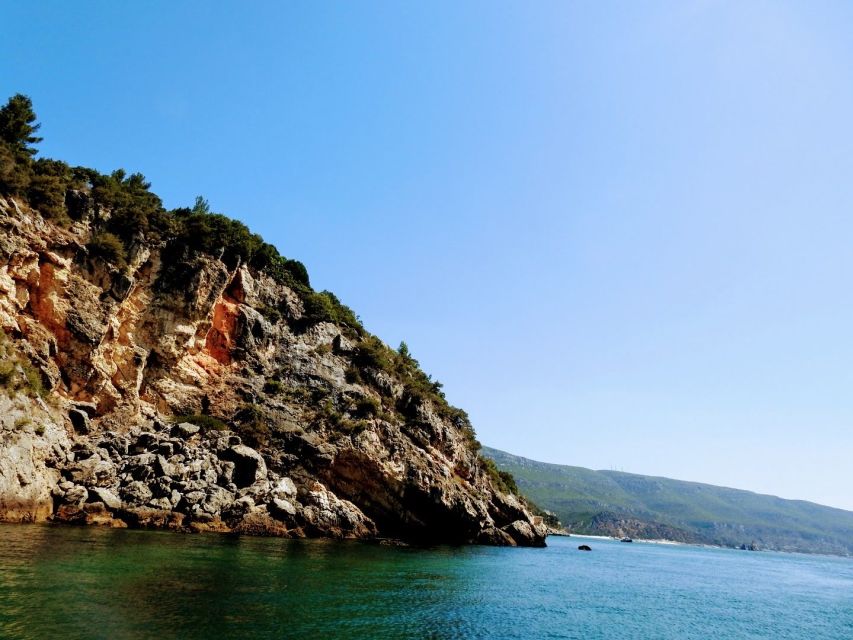 Boat Trip to the Caves Sesimbra - Inclusions