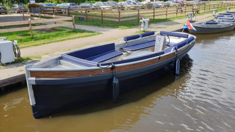 Boatrental 2 Hours 12 Person With Steeringwheel and Cushions - Experience Details