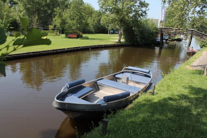 Boatrental 2 Hours 8 Person With Steeringwheel and Cushions - Customer Ratings and Reviews