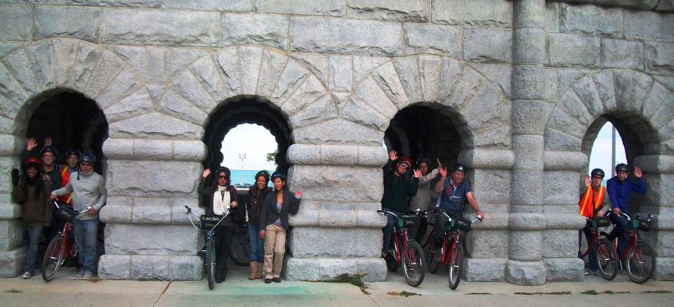Bobbys Fright Hike: Halloween Edition Chicago Bike Tour - Key Points
