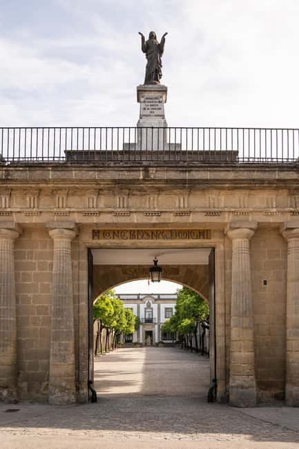 Bodegas Fundador: GOURMET EXPERIENCE TOUR - An In-Depth Look at the Bodegas Fundador Gourmet Tour