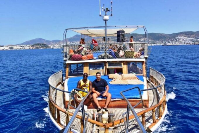 Bodrum: Beaches and Islands Boat Tour With Lunch - Activities on the Boat
