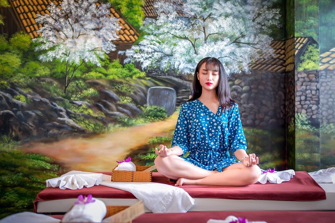 Body Massage Herbal Spa Style - Healing Power of Thai Herbs