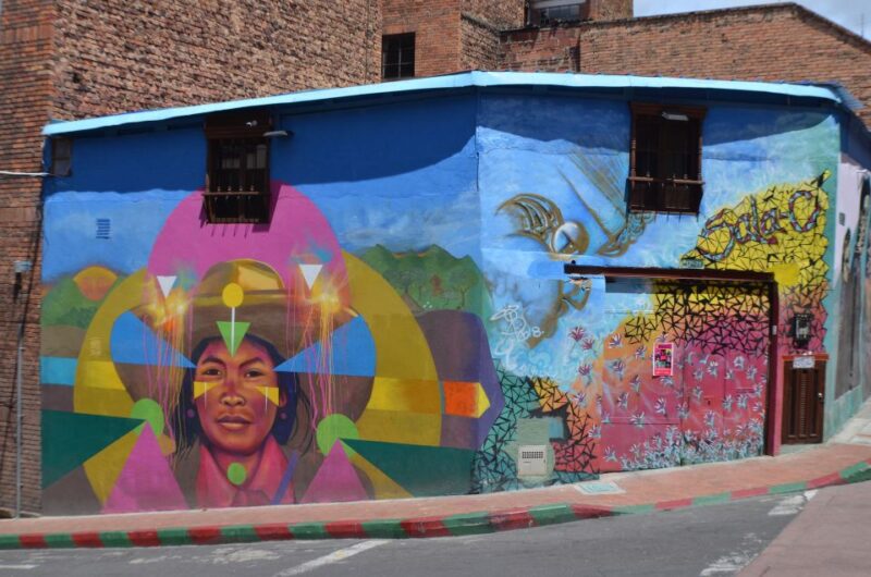 Bogotá: La Candelaria Graffiti & Urban Art Shared Tour - Itinerary Details