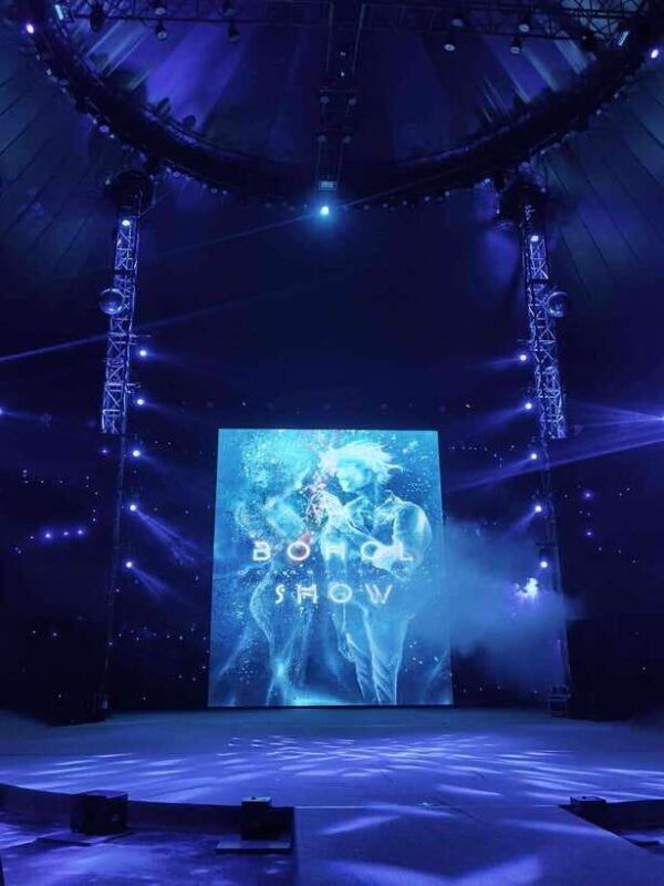 Bohol Show Ocean Fantasy - The Experience From a Traveler’s Perspective