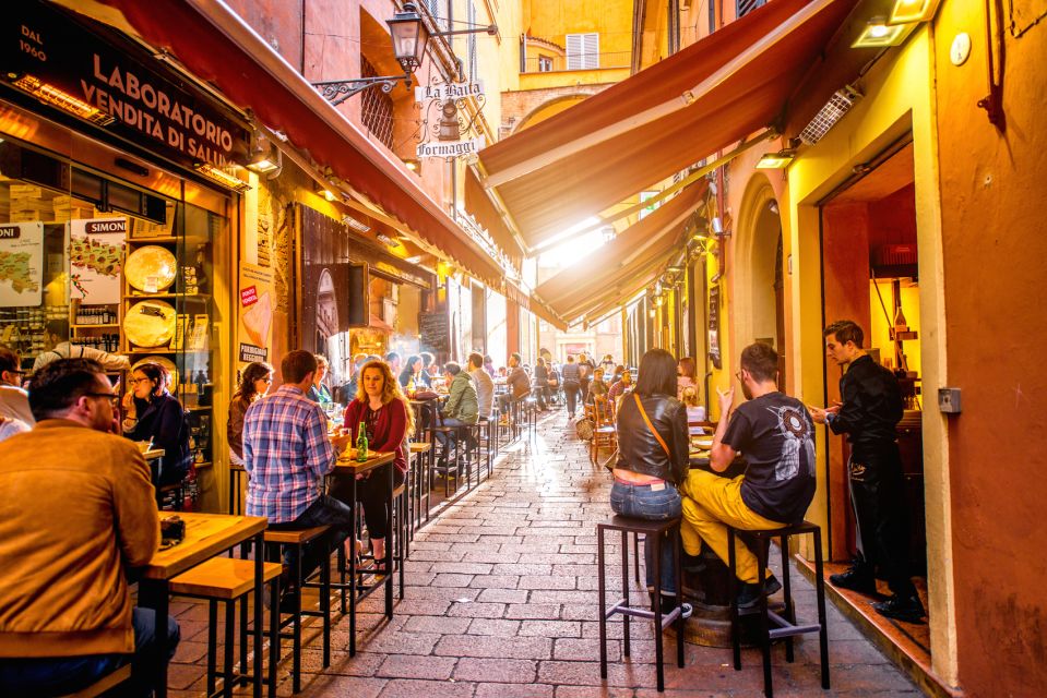 Bologna: 2-Hour Book a Like-Minded Local Host - Personalized Itinerary