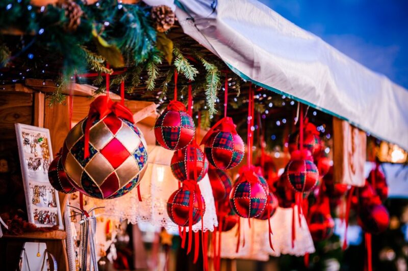 Bologna: 2-Hour Private Locals Christmas - Discovering Hidden Holiday Gems