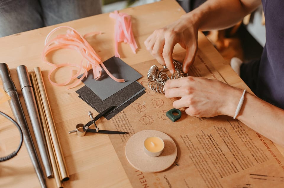 BOLOGNA BRUNCH & JEWELRY: Model your own ring in wax! - Additional Insights