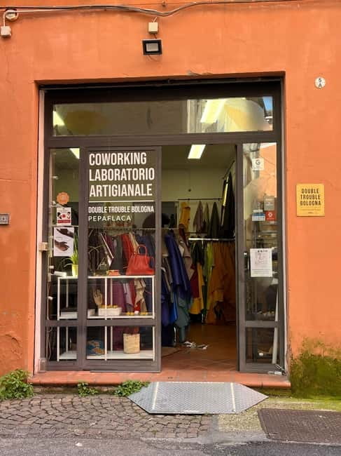 Bologna: Create your own clutch Workshop - An Authentic Crafting Experience in Bologna’s City Center