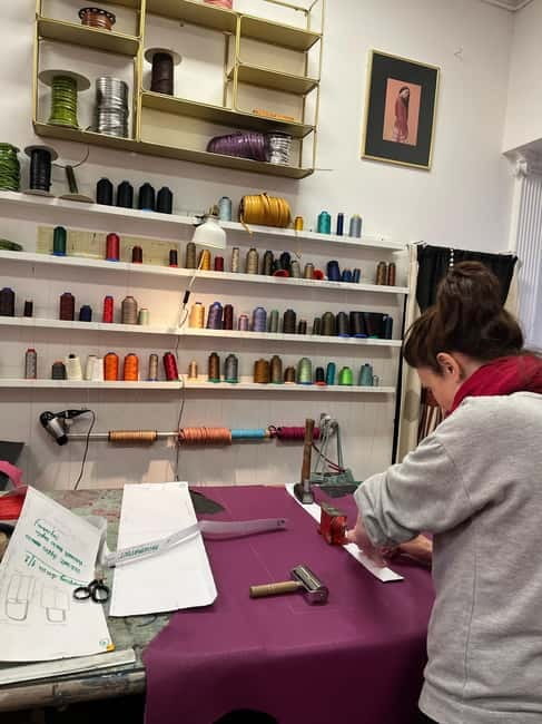 Bologna: Create your own clutch Workshop - FAQs