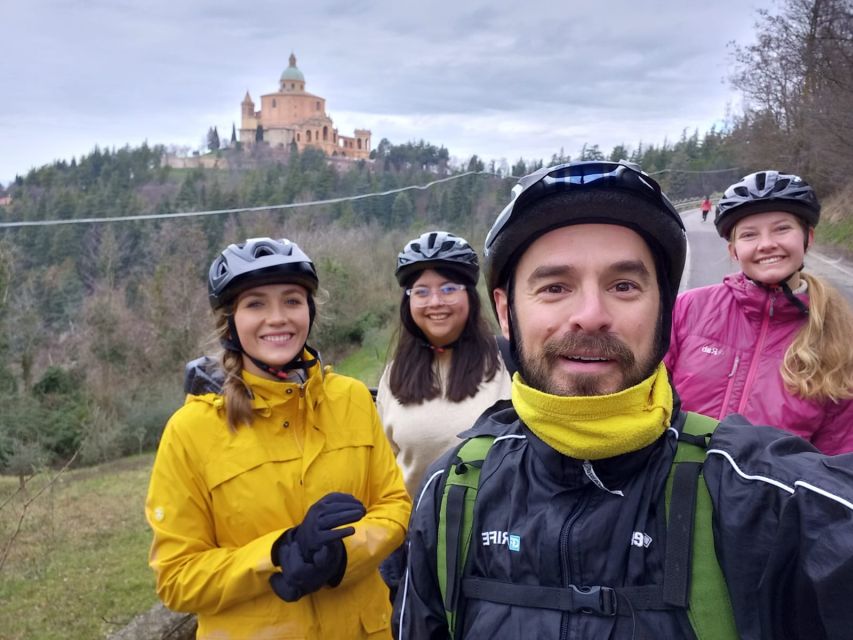 Bologna: E-Bike Guided Tour with Aperitivo - Authenticity and Reviews