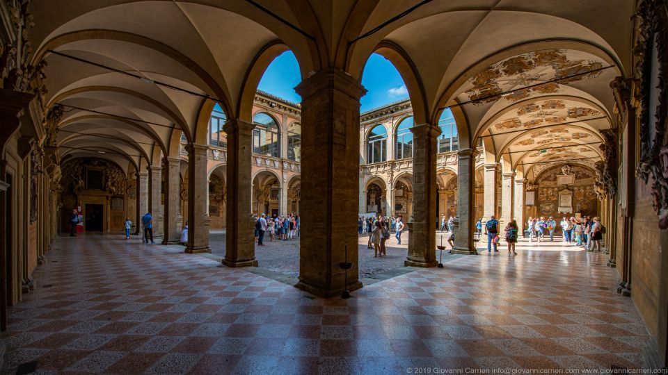 Bologna: Inside City Tour, San Luca Express, & Tastings - Key Points