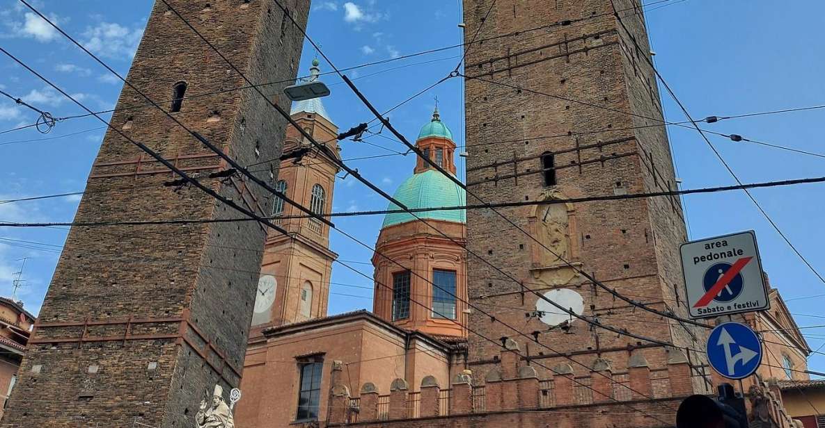 Bologna - Old Town Private Historic Walking Tour - Key Sights