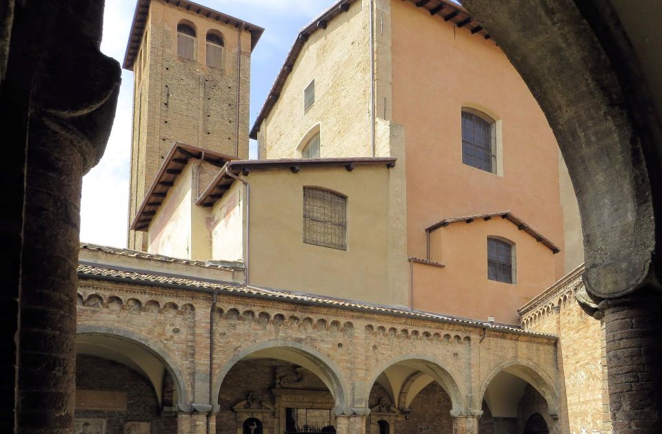 Bologna - Old Town Private Historic Walking Tour - Booking and Cancellation