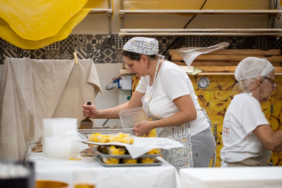 Bologna: Private Cooking Class With 2-Courses and Drinks - Key Points