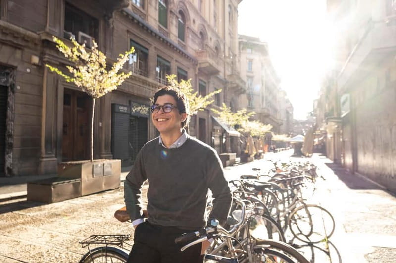 Bologna: Private Photo Shoot with a Local Photographer - Value and Practical Considerations