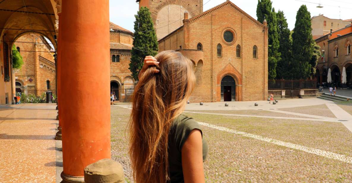 Bologna: Private Santo Stefano Tour With Food Tasting - Architectural Marvels of the Church