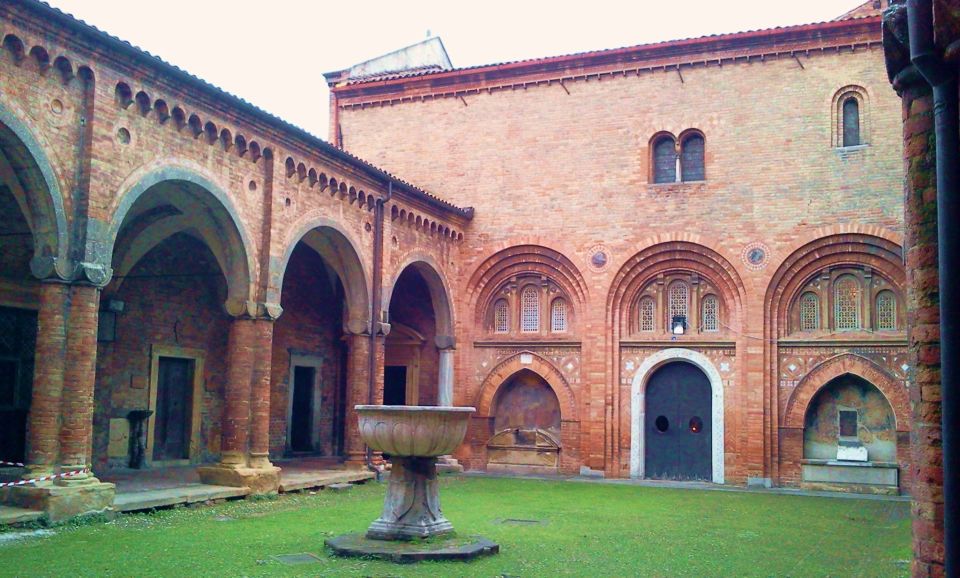 Bologna: Private Santo Stefano Tour With Food Tasting - Uncovering the Historical Significance