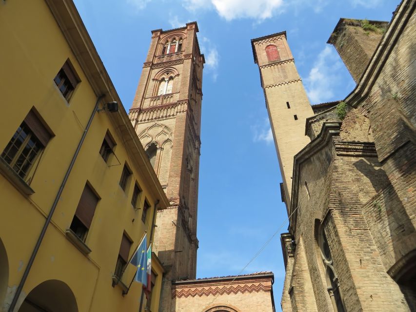 Bologna: Private Tour With a Local Guide - Key Points