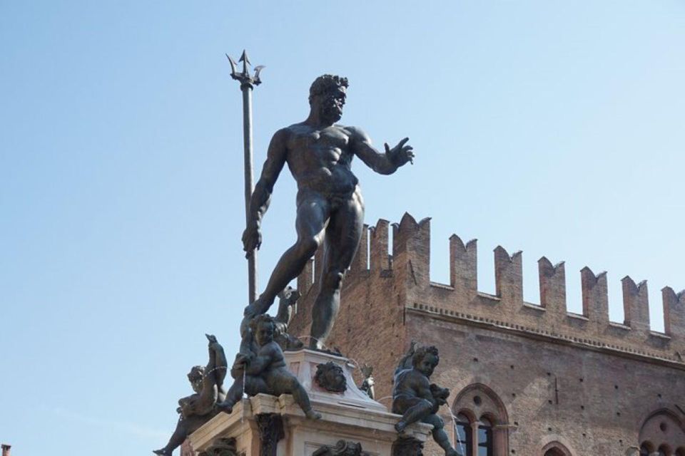 Bologna Private Walking Guided Tour With Licenced Guide - Highlights