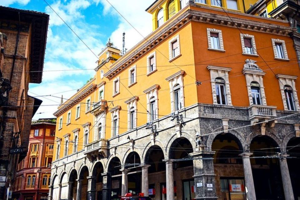 Bologna Private Walking Guided Tour With Licenced Guide - Accessibility