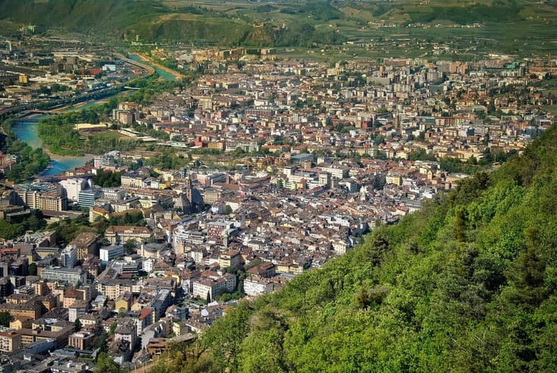 Bolzano private guided city tour - Key Points