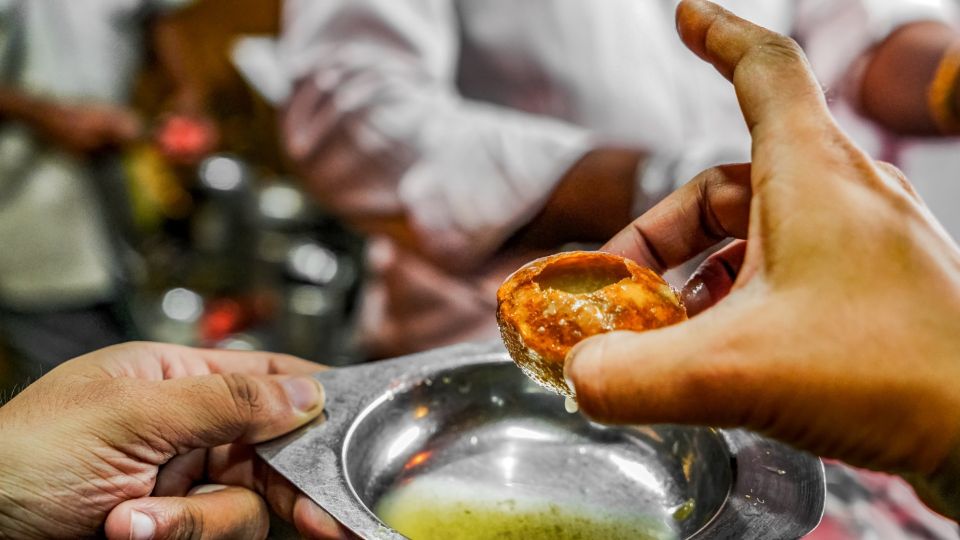 Bombay Express Mumbai Food Tour With 15+ Tastings - Tips for Enjoying the Tour