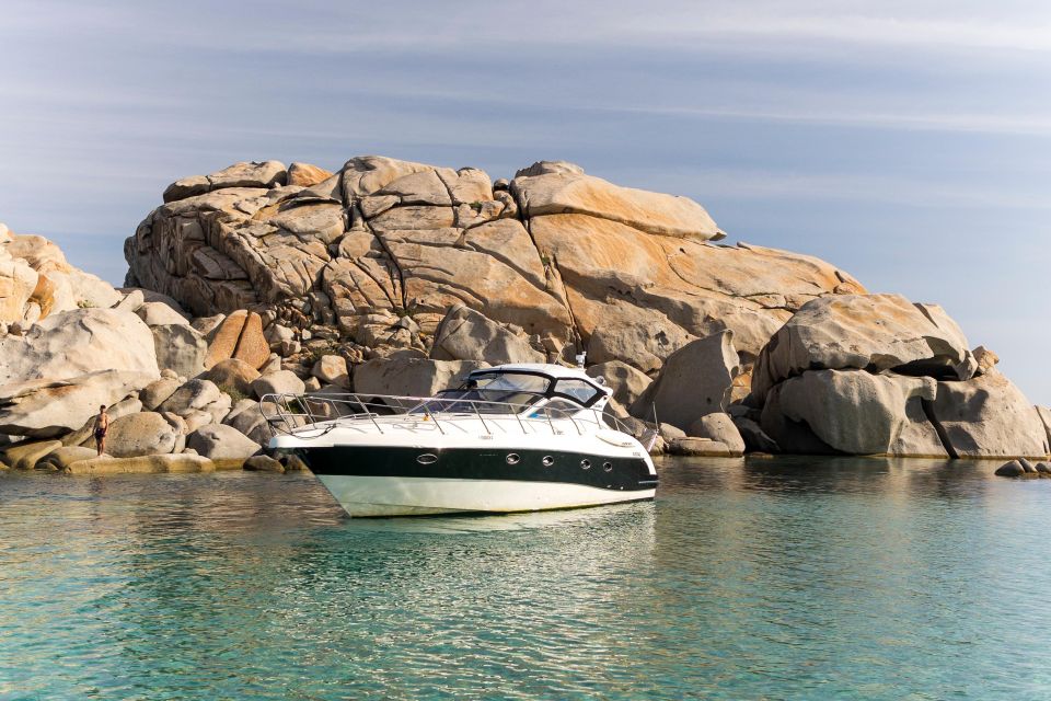 Bonifacio: Boat Trip to La Maddalena & Lavezzi Islands - Admiring Bonifacios Sights