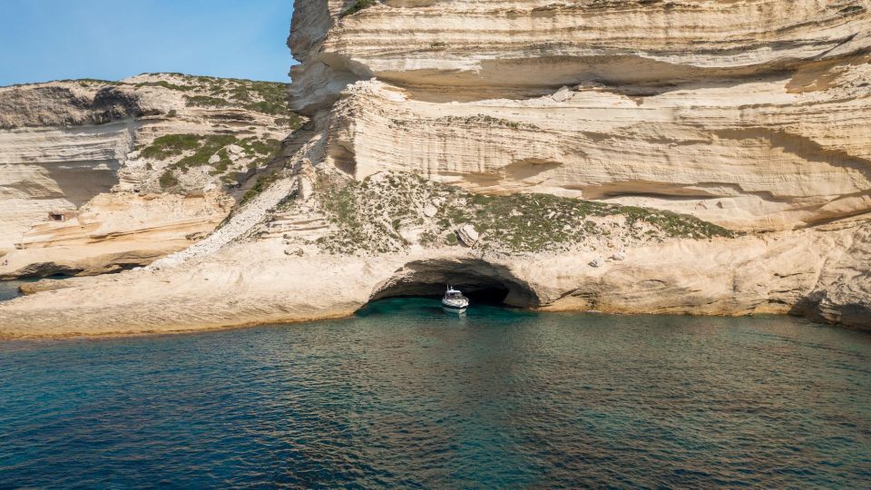 Bonifacio: Boat Trip to La Maddalena & Lavezzi Islands - Visiting the Archipelagos