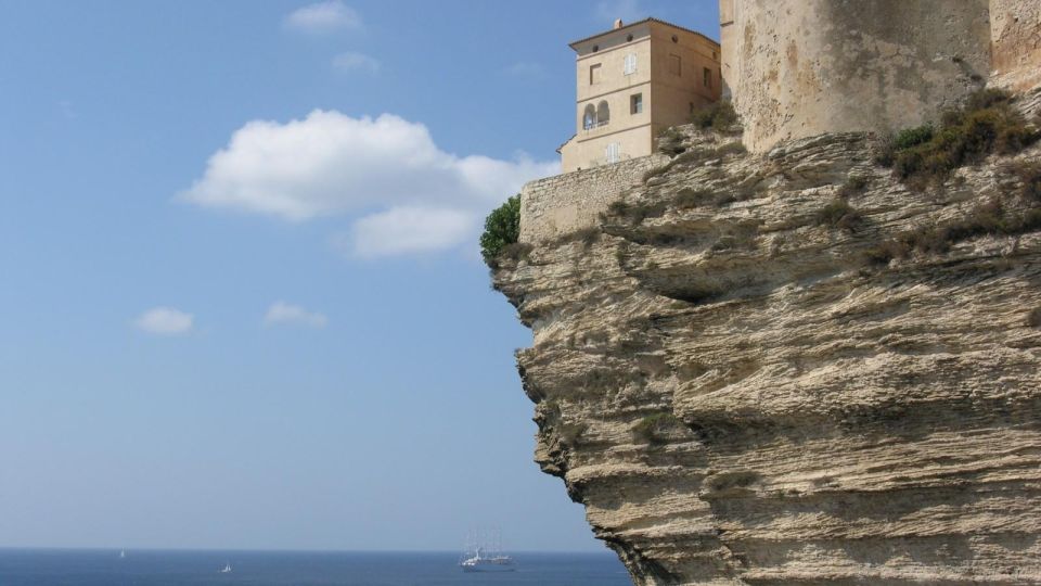 BONIFACIO - CORSICA: A TRIP FROM SARDINIA - Exploring Bonifacios Old Town