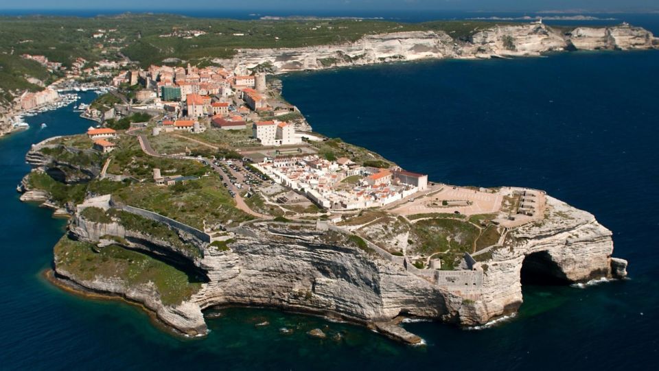 BONIFACIO - CORSICA: A TRIP FROM SARDINIA - Frequently Asked Questions