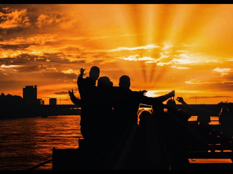 Bonn: Sunset Boat Tour on the Rhine - An In-Depth Look at the Sunset Boat Tour