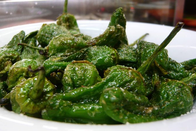 Boqueria & St Caterina Markets With Food & Tapas Small Group Tour - Nearby Attractions