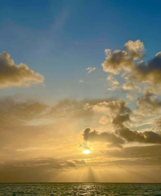 Bora Bora: Private Sunset cruise on the lagoon - Setting the Stage: A Short Overview