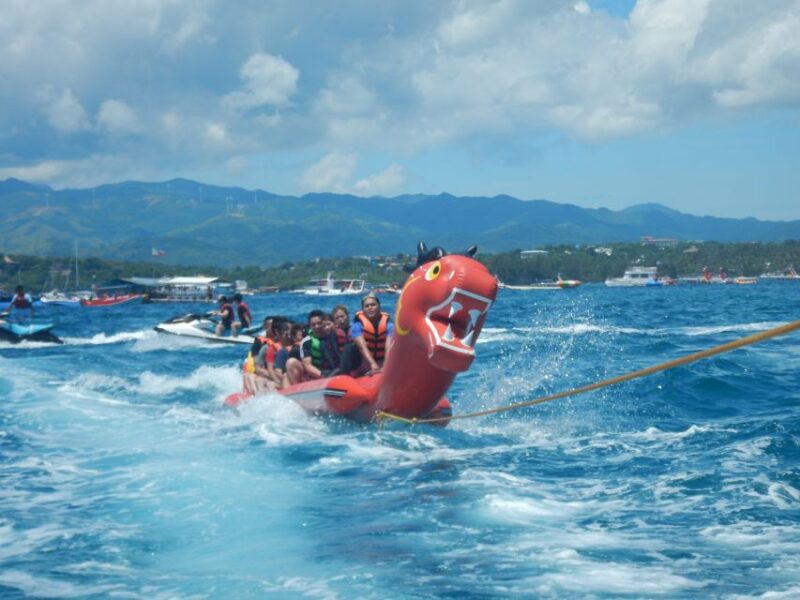 Boracay: Inflatable Banana or Dragon Boat Ride - Key Points