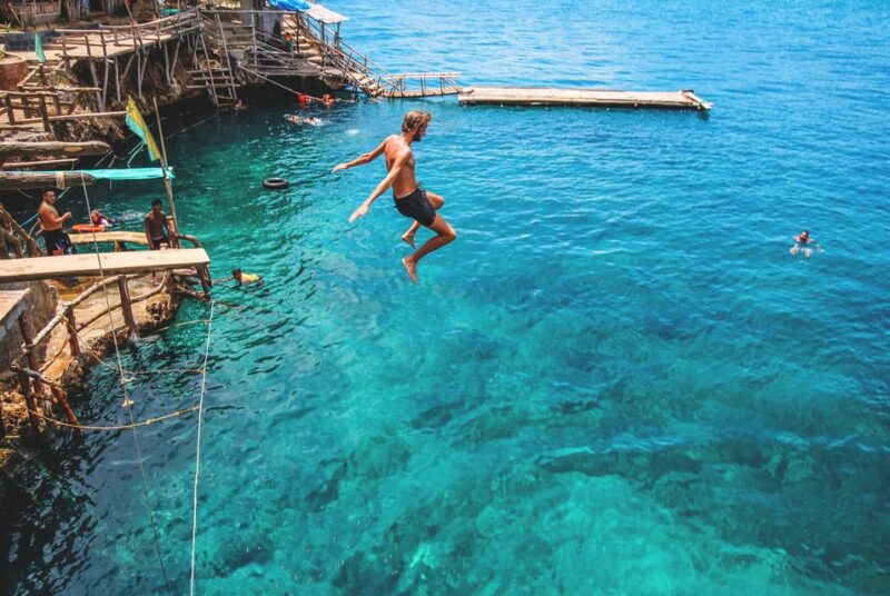 Boracay: Island Hopping Adventure W/ Lunch & Cliff Jumping - Important Information