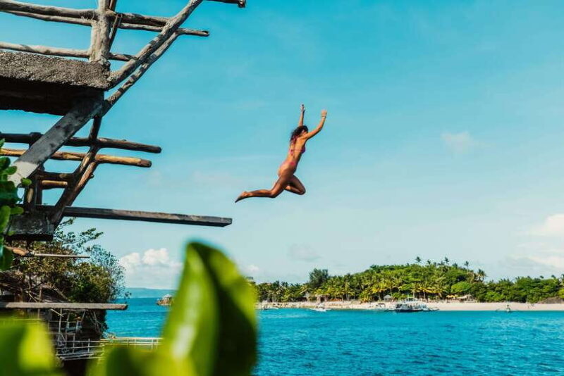 Boracay: Island Hopping & Cliff Jumping by Haqqy Life - Exploring Boracay’s Island Hopping & Cliff Jumping Tour by Haqqy Life  