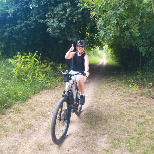 Bordeaux by Gravel Bike : Historic Center & Vineyards - Wine Tasting Experience