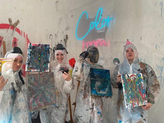 Bordeaux: Color Room - Create Your Work of Art - Sum Up